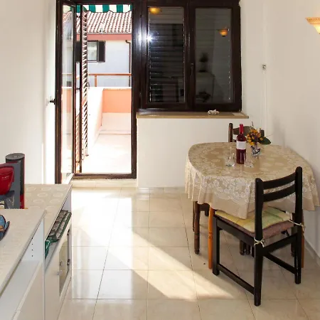 Apartment Dario - Uma155 By Interhome